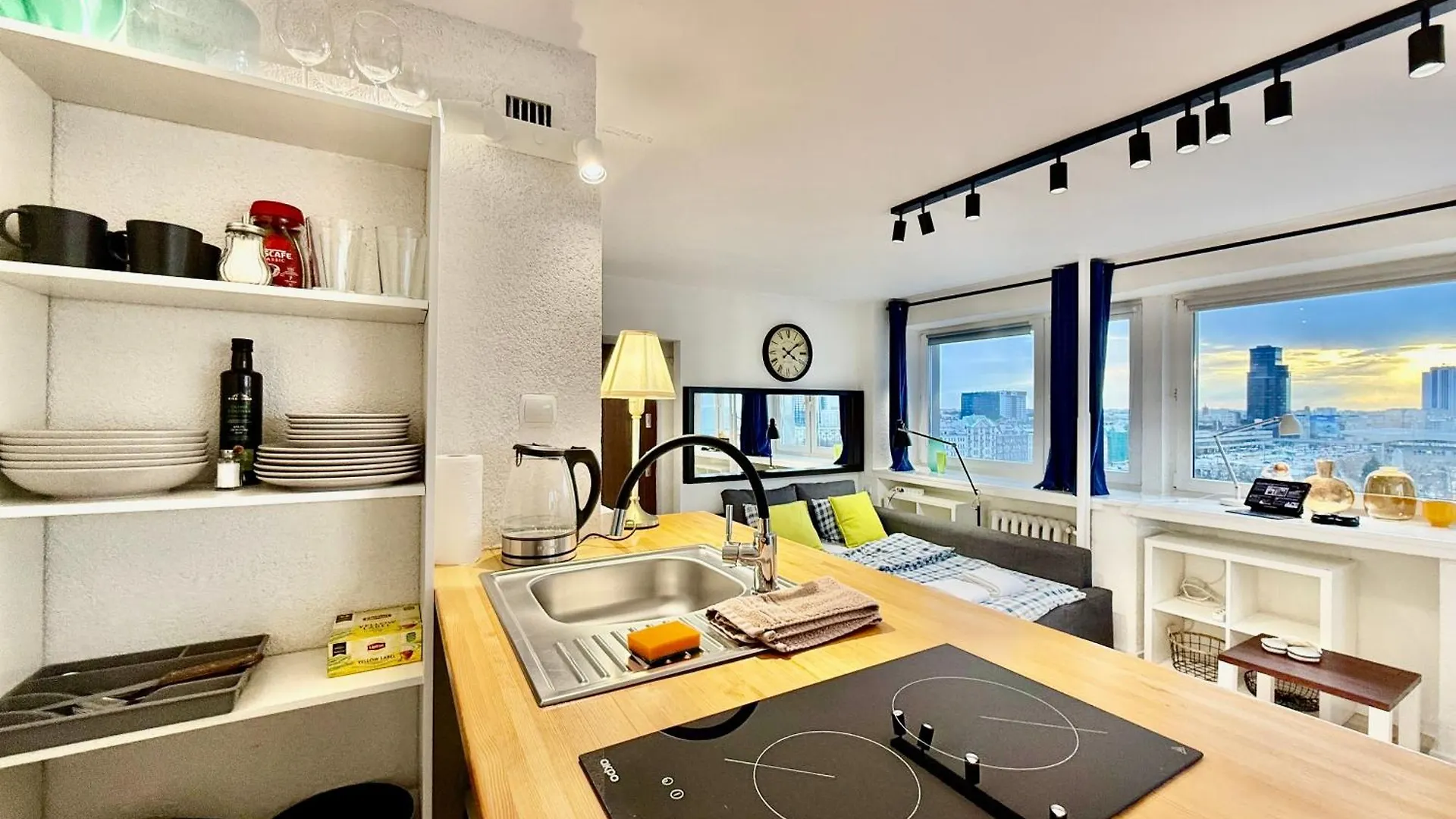 Apartamento Sawa 7 Wifi8Gbs 85'Tv 4K Netflix Varsovia